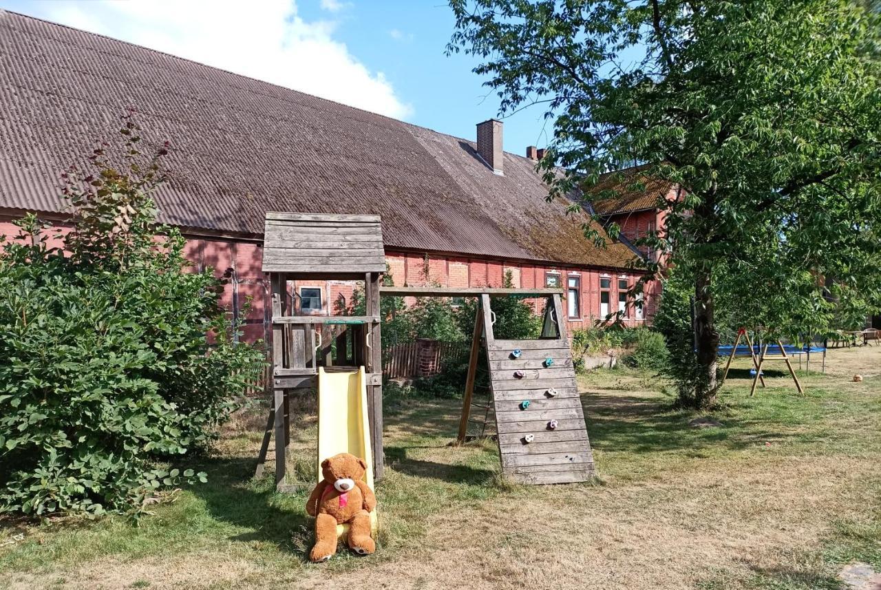 Ihr Ferien Hotel Brunnenhof Suhlendorf Экстерьер фото